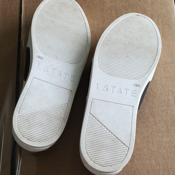 1. STATE Waylon Slip-On Sneaker, Size 6.5M - Picture 4 of 4